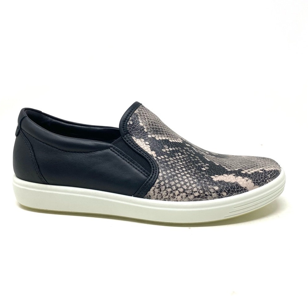 ECCO Soft 7 Women’s Leather Slip-On Sneakers Limestone Black Size 38 (US 7–7.5)